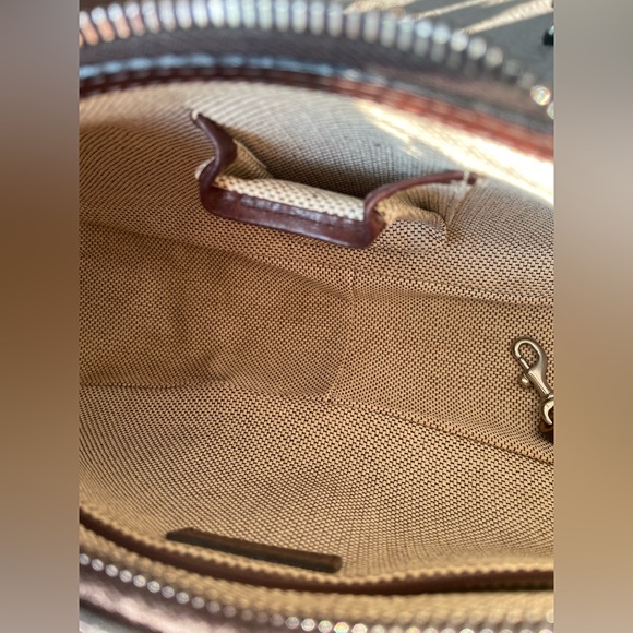 Dooney & Bourke Medium Safari Shoulder Bag Handbag - Picture 16 of 16